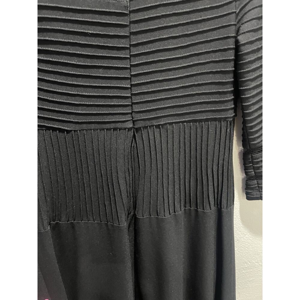 Tadashi Shoji Illusion Stripe Bateau Neckline Knee-Length Dress SZ XS - Picture 5 of 10